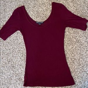 wine color short sleeve top